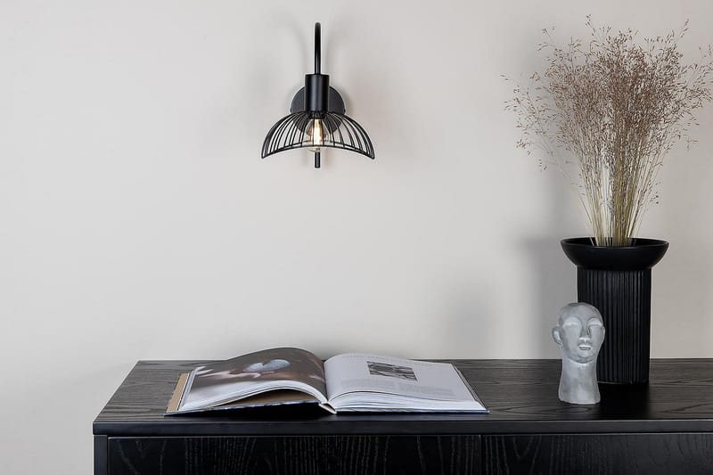 Elsa Vägglampa Dimbar LED Stor - Svart - Products - Belysning - Lampor & belysning inomhus - Sovrumslampa - Sänglampa - Sänglampa vägg