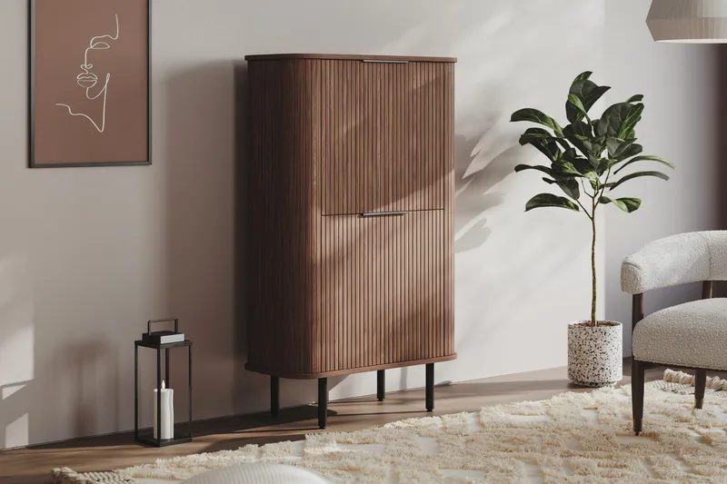 Kopparbo Högskåp Valnöt - Mörkbrunt valnötsträ - Products - Förvaring - Skåp - Förvaringsskåp