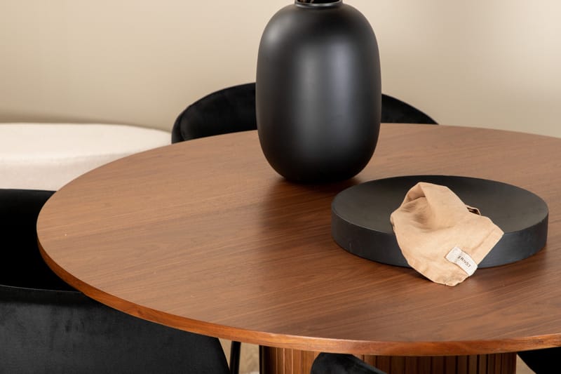 Bianca Matgrupp 110 cm Rund med 4 Berit stolar - Svart - Products - Möbler - Bord & matgrupp - Matgrupp