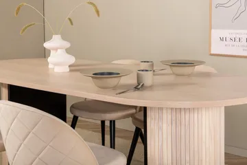 Bianca Matgrupp 200 cm Oval med 4 Velvet stolar - Beige - Products - Möbler - Bord & matgrupp - Matgrupp
