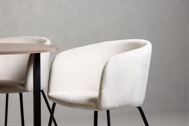 Durango Matgrupp 120 cm Rund med 4 Berit Stolar - Valnöt - Products - Möbler - Bord & matgrupp - Matgrupp