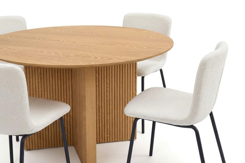 Edda Matgrupp runt 110 cm Ek med 4 Katy Matstolar - Ek - Products - Möbler - Bord & matgrupp - Matgrupp