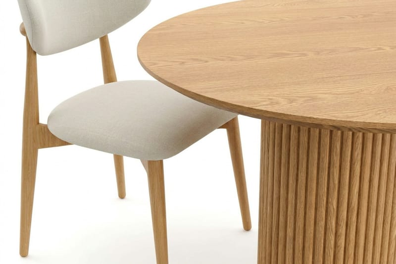 Edda Matgrupp runt 110 cm Ek med 4 Molly Matstolar - Ek - Products - Möbler - Bord & matgrupp - Matgrupp