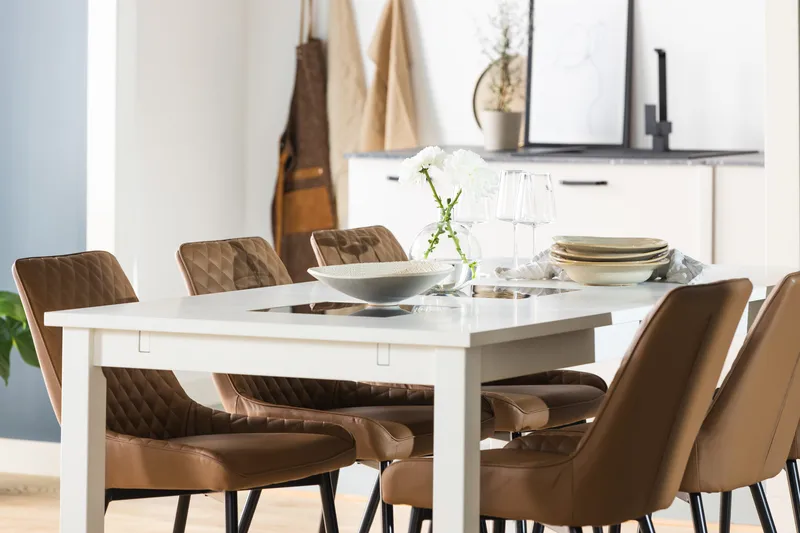 Jasmin Förlängningsbart Matbord 180 cm - Vit - Products - Möbler - Bord & matgrupp - Matbord & köksbord