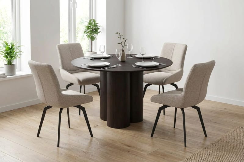 Juno Matgrupp runt 110 cm Rökt Ek med 4 Mora Matstolar - Rökt ek - Products - Möbler - Bord & matgrupp - Matgrupp