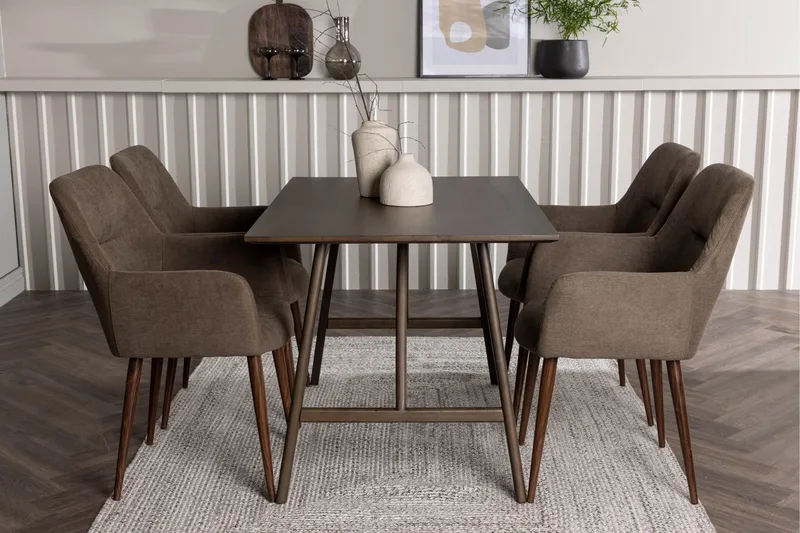 Kaseidon Matgrupp 120 cm Rektangulär med 4 Tomorrow stolar - Brun - Products - Möbler - Bord & matgrupp - Matgrupp