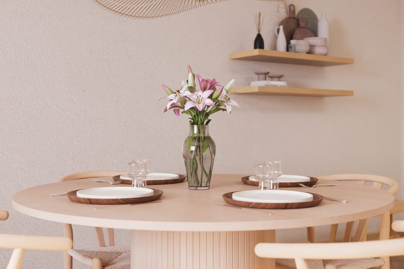 Kopparbo Matgrupp 130 cm Rund med 4 Dastoori Matstolar - Beige - Products - Möbler - Bord & matgrupp - Matgrupp