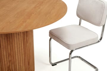 Kopparbo Matgrupp runt 150 cm Ek med 6 Milva Matstolar - Ek - Products - Möbler - Bord & matgrupp - Matgrupp