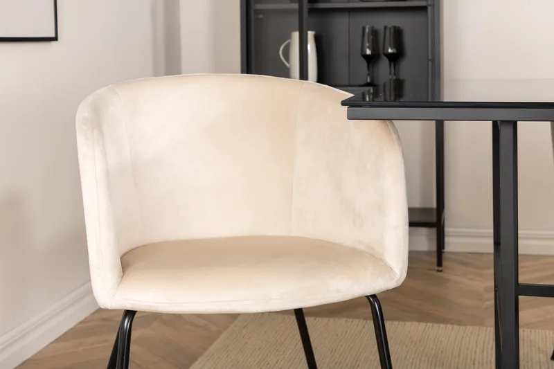 Leif Matgrupp 200 cm Rektangul är med 6 Berit stolar - Beige - Products - Möbler - Bord & matgrupp - Matgrupp