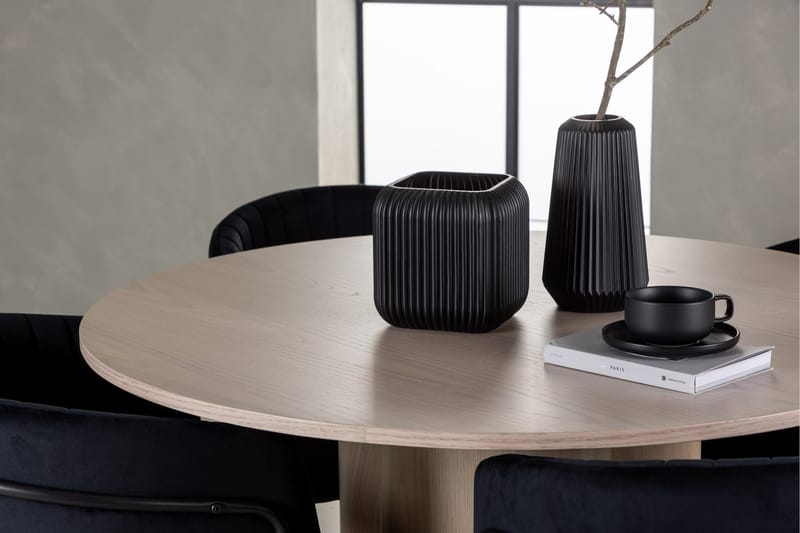 Olivia Matgrupp 110 cm Rund med 4 Selma Stolar - Svart - Products - Möbler - Bord & matgrupp - Matgrupp