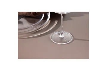 Runt matbord Olivia - Brun, 110x76 - Products - Möbler - Bord & matgrupp - Matbord & köksbord