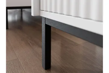 Bjurholm Tv-bänk 174 cm - Svart - Products - Möbler - TV- & Mediamöbler - TV bänk & mediabänk