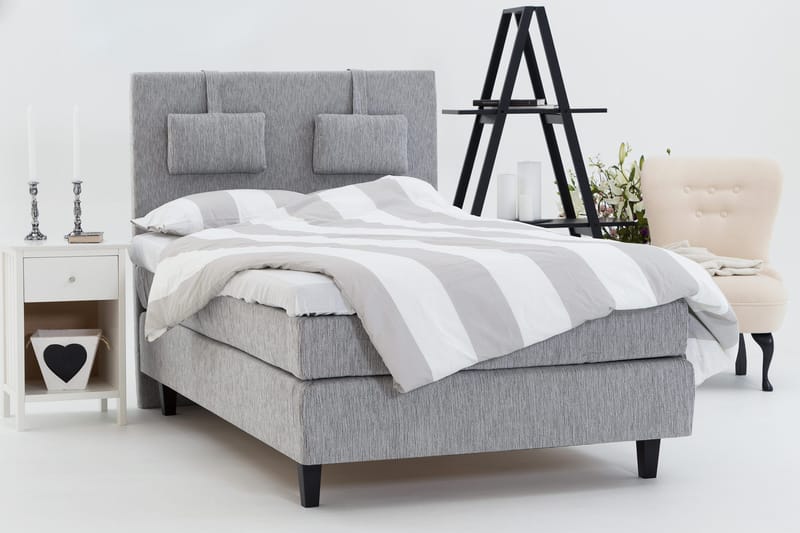 Charleston Kontinentalsäng 140x200 Fast Polyeterskum - Ljusgrå - Products - Möbler - Säng - Kontinentalsäng