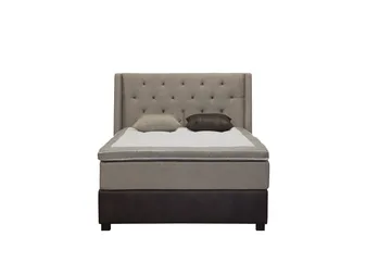 Två bruna kuddar ingår - Beige/Brun