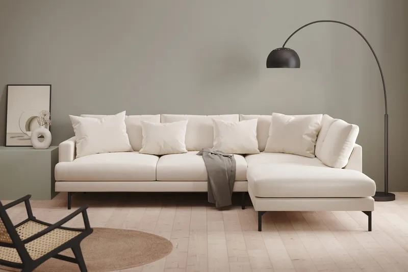 Menard 4-sits Högervänd L-formad Djup Schäslongsoffa i Sammet - Krämvit - Products - Möbler - Soffa - Divansoffa & schäslongsoffa - 4 sits soffa med divan