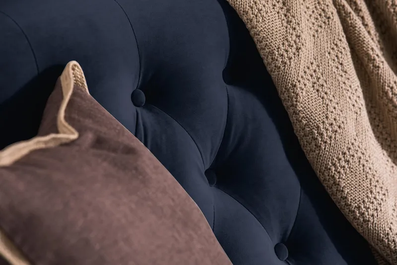 Howard Riviera 3-sits Sammetssoffa - Blå - Products - Möbler - Soffa - 3 sits soffa