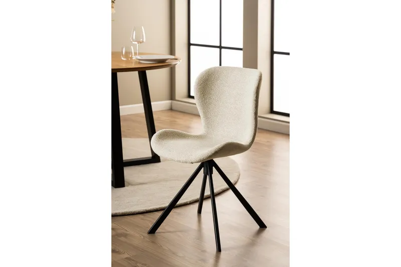 Caversfield Matstol - Beige - Products - Möbler - Fåtölj & stolar - Matstol & köksstol