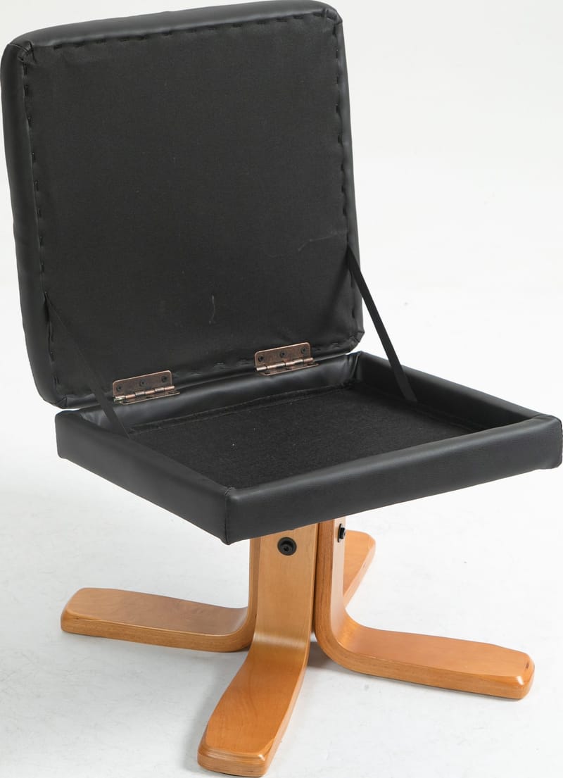 Duva reclinerfåtölj med fotpall i svart PU med bruna ben - Svart - Products - Möbler - Fåtölj & stolar - Fåtölj - Biofåtölj & reclinerfåtölj