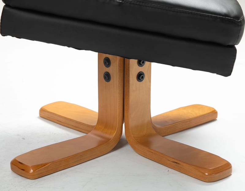 Duva reclinerfåtölj med fotpall i svart PU med bruna ben - Svart - Products - Möbler - Fåtölj & stolar - Fåtölj - Biofåtölj & reclinerfåtölj