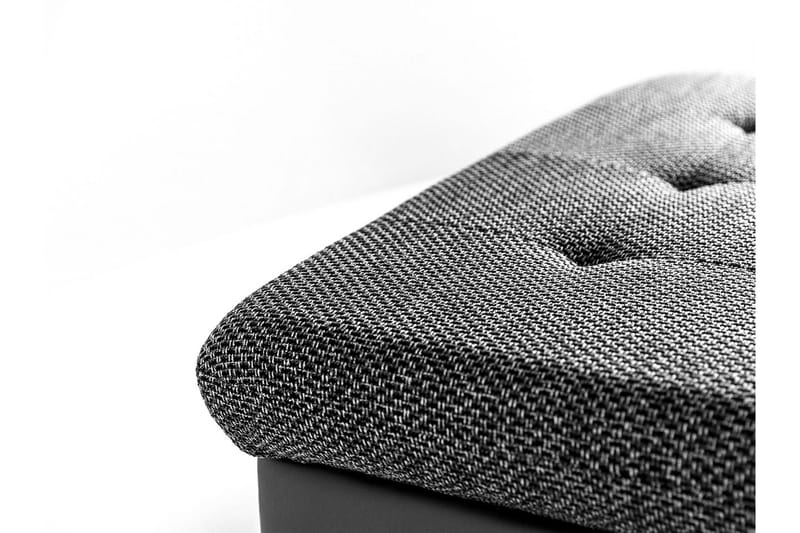 Dynir Sittpuff - Grön/Sammet - Products - Möbler - Fåtölj & stolar - Pall & puff - Sittpuff