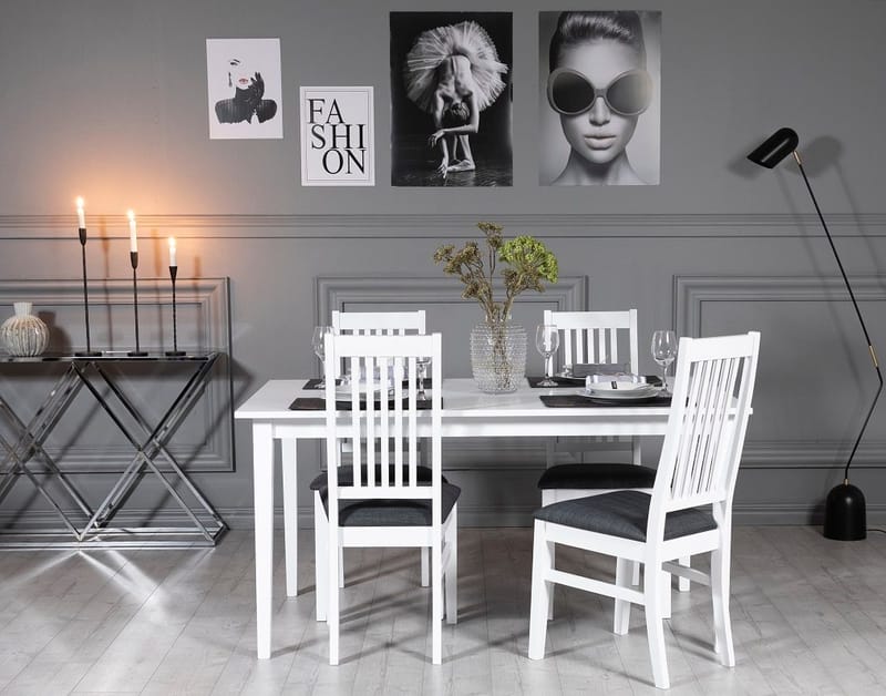 Vit stol med grå sits - Gåsö - Vitlackerad, grått tyg - Products - Möbler - Fåtölj & stolar - Matstol & köksstol