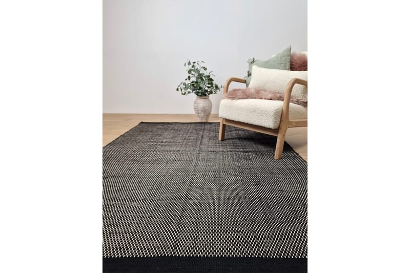 Torsby Ullmatta 300x400 cm Rektangulär - Svart - Products - Textil & mattor - Matta - Modern matta - Ullmatta