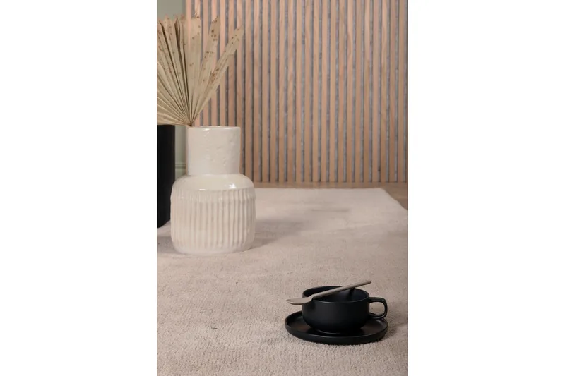 Undra Viskos-look Matta 250x350 - Beige - Products - Textil & mattor - Matta - Modern matta - Viskosmatta & konstsilkesmatta