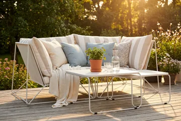 Usteryd utomhus rak 2-sits soffa - Beige/Striped - Products - Utemöbler & utemiljö - Loungemöbler - Loungeset & loungegrupp