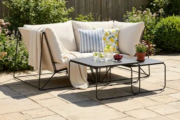 Usteryd utomhus rak 2-sits soffa - Svart/Beige - Products - Utemöbler & utemiljö - Balkong & altan - Balkongmöbler - Balkongsoffa