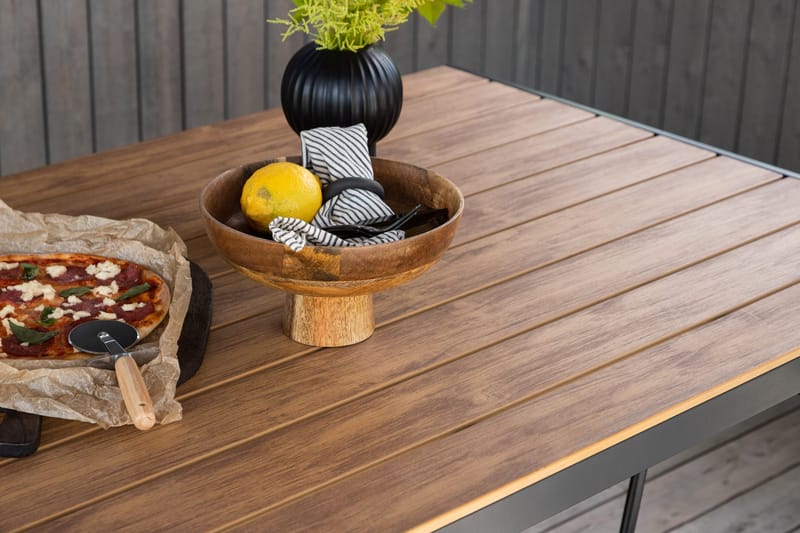 Break Matbord Utomhus 150 cm - Brun - Products - Utemöbler & utemiljö - Utebord & trädgårdsbord - Matbord utomhus